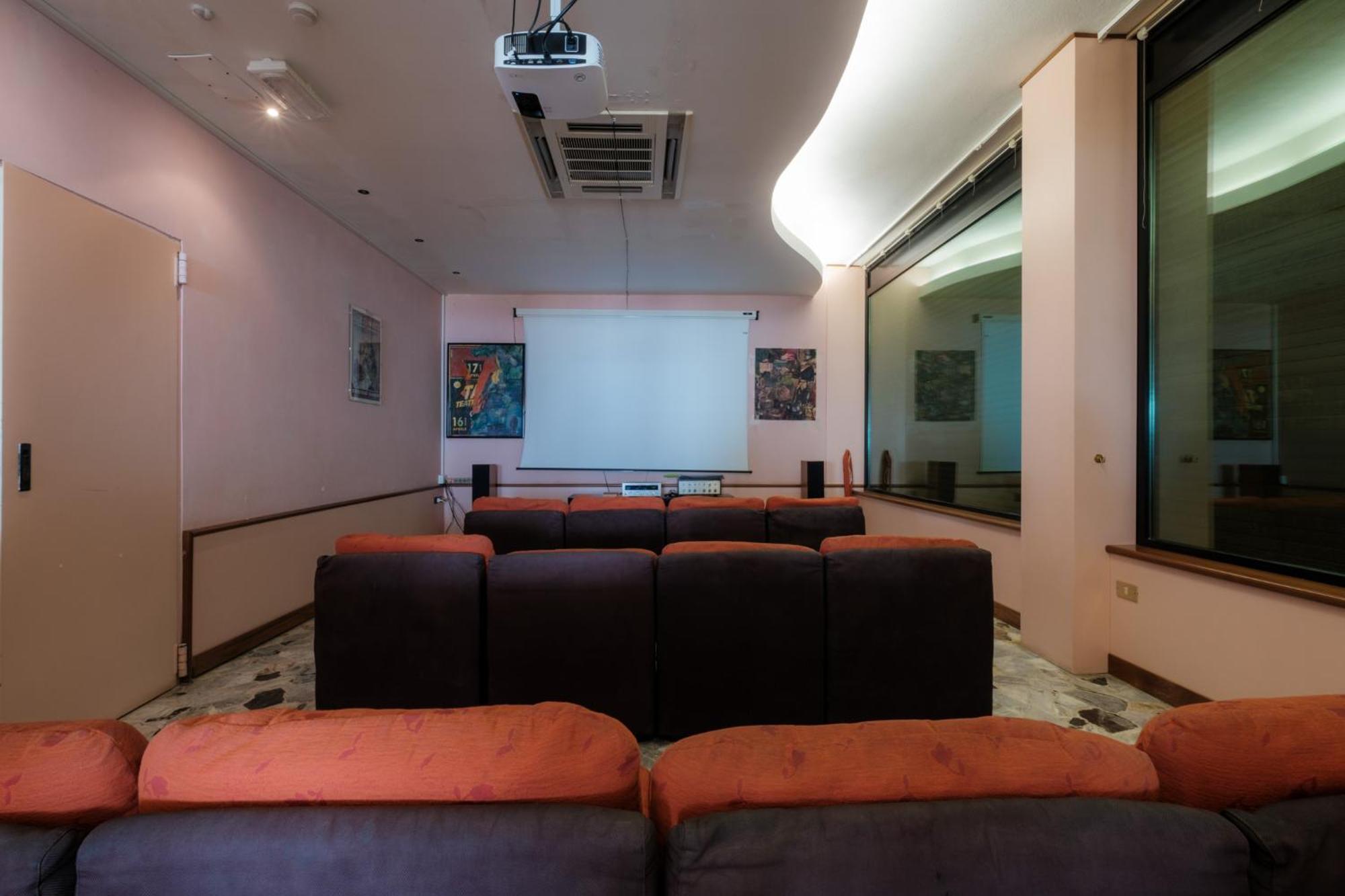 Hotel Crown Римини Экстерьер фото